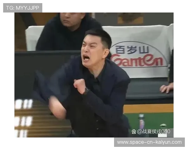 CBA关键球命中锁定胜局，见证篮球比赛的疯狂瞬间