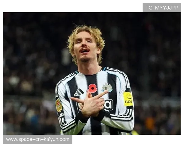 纽卡特里皮尔传中落点干净利落